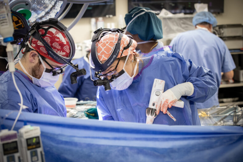 Surgeons perform a lung transplant at VUMC