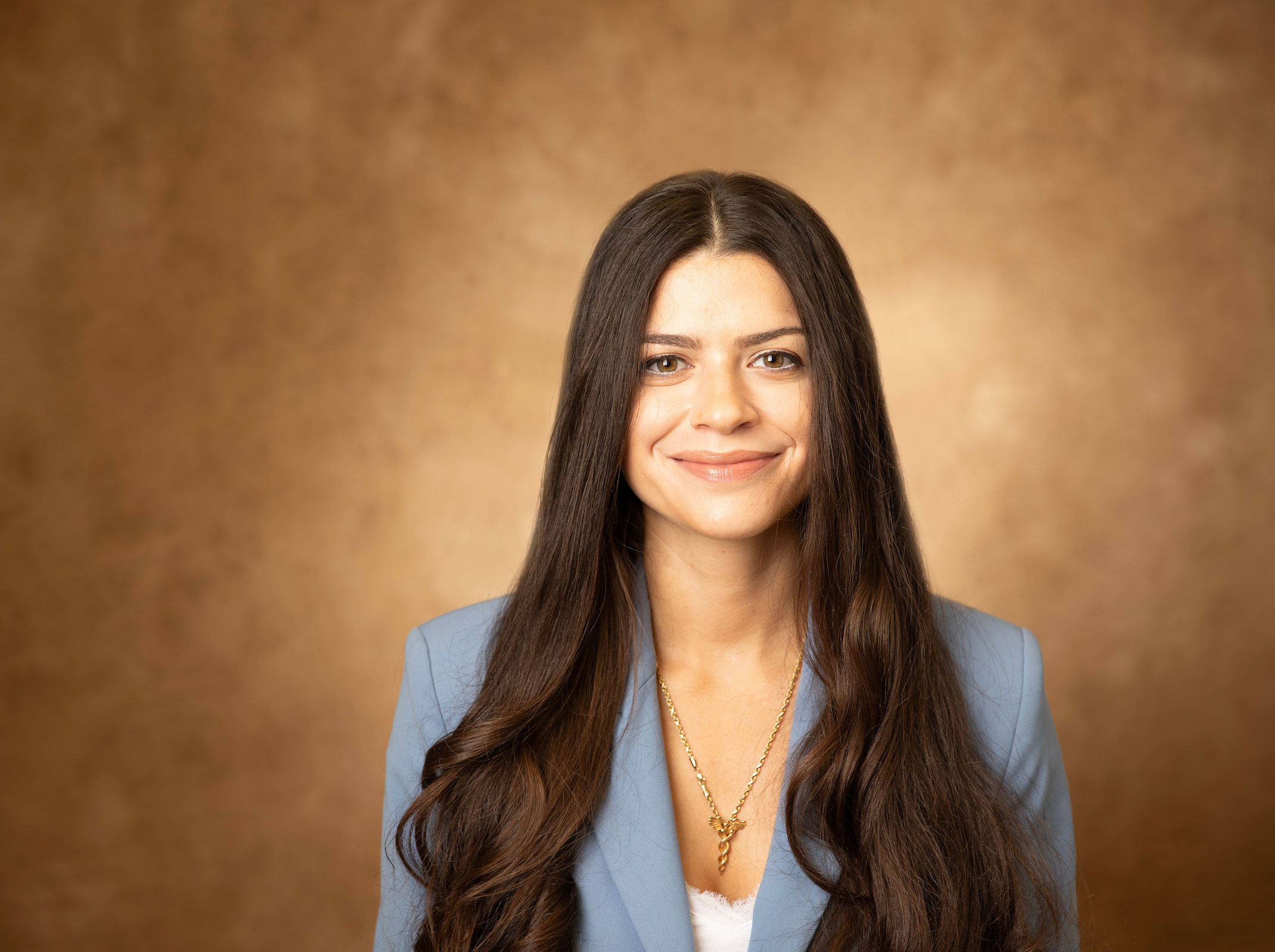 Dr. Lizzy Goldberg headshot