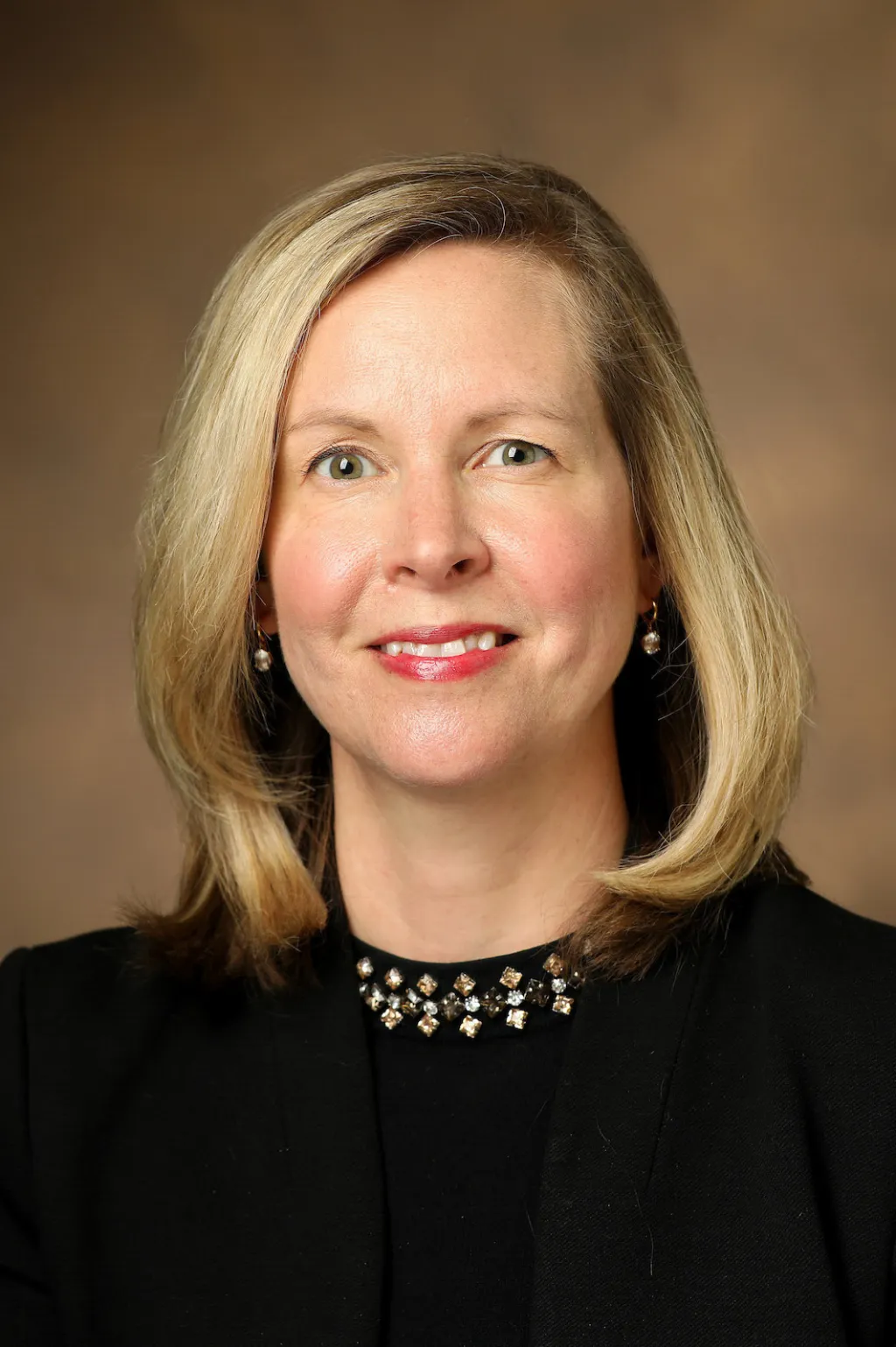 Dr. Sara Horst